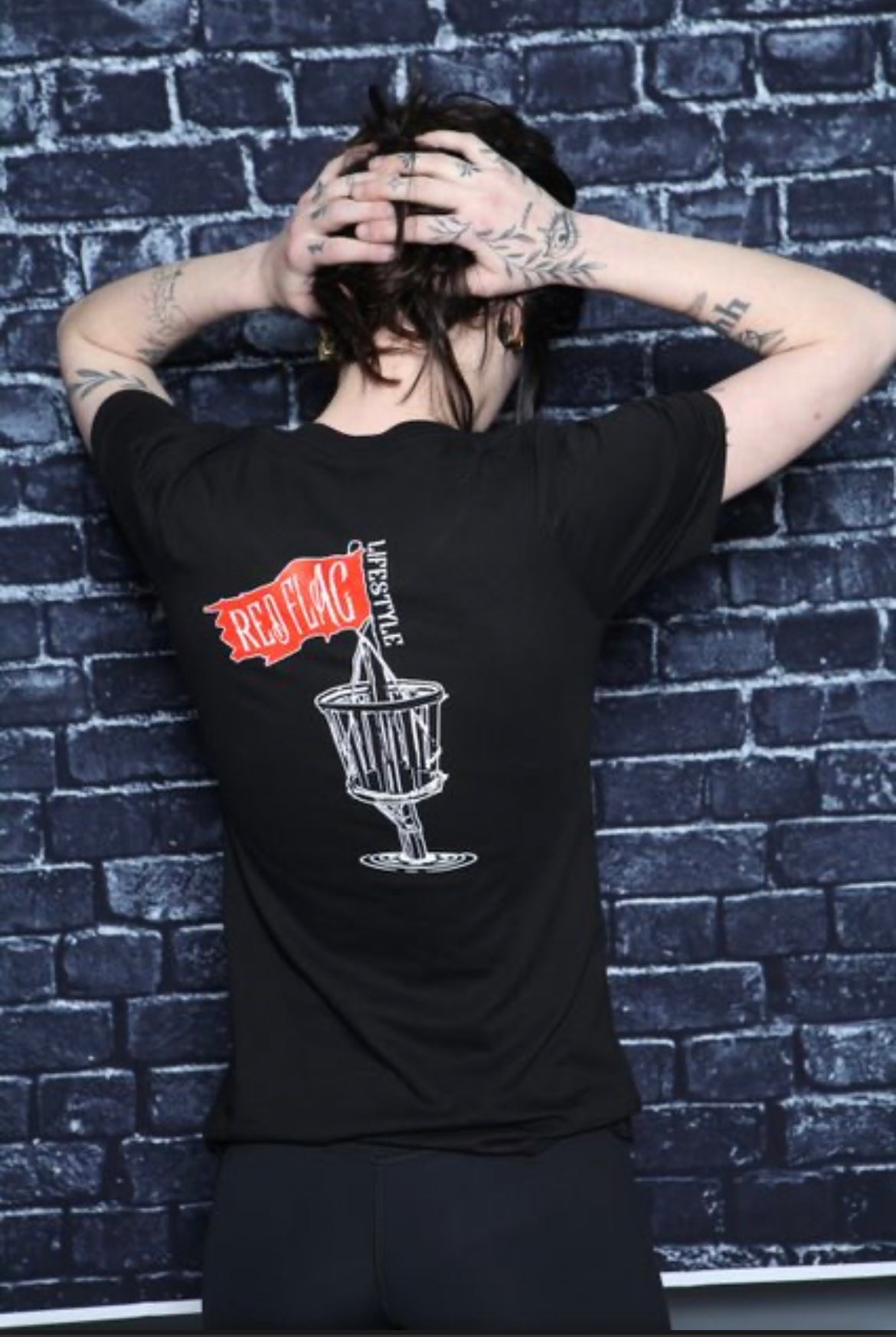 Women's OG V-Neck Tee image 2
